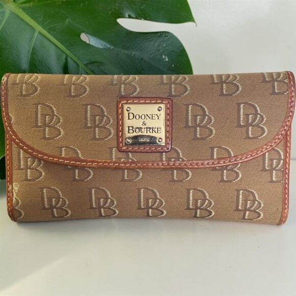 Dooney & Bourke Handbags - Dooney & Bourke Signature Monogram Continental Clutch Wallet. EUC